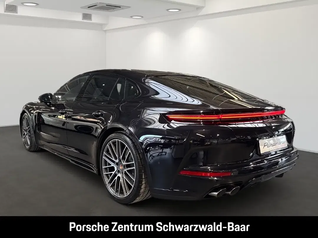 Porsche Panamera - Thumbnail 3
