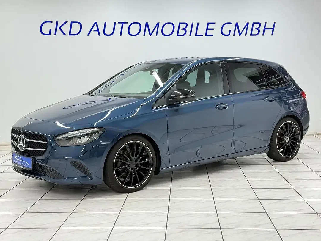 Mercedes-Benz B 180 - Thumbnail 1
