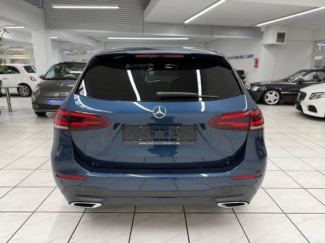 Mercedes-Benz B 180 - Thumbnail 4