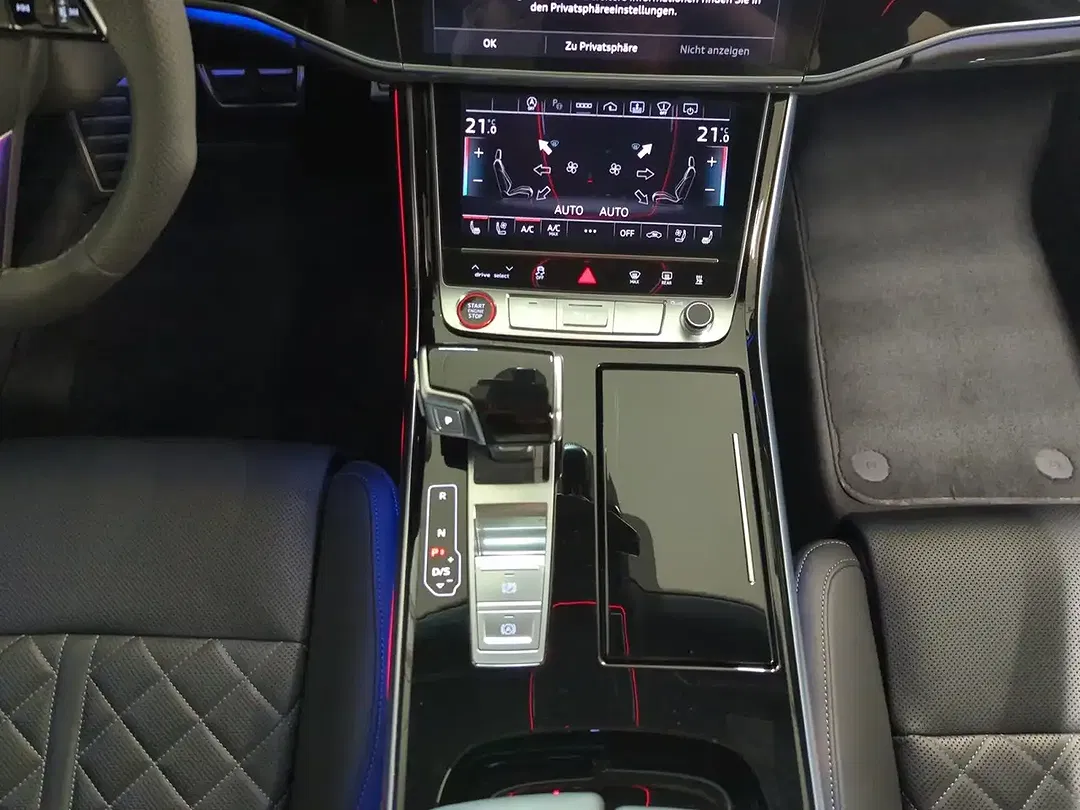 Audi S8 - Thumbnail 11