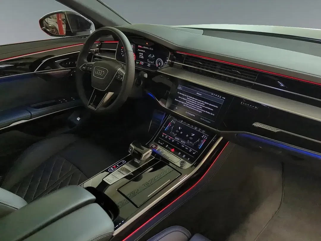 Audi S8 - Thumbnail 9