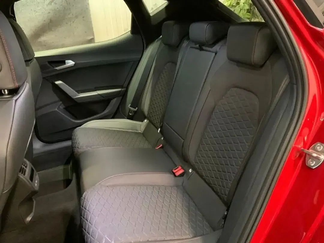 SEAT Leon - Thumbnail 10
