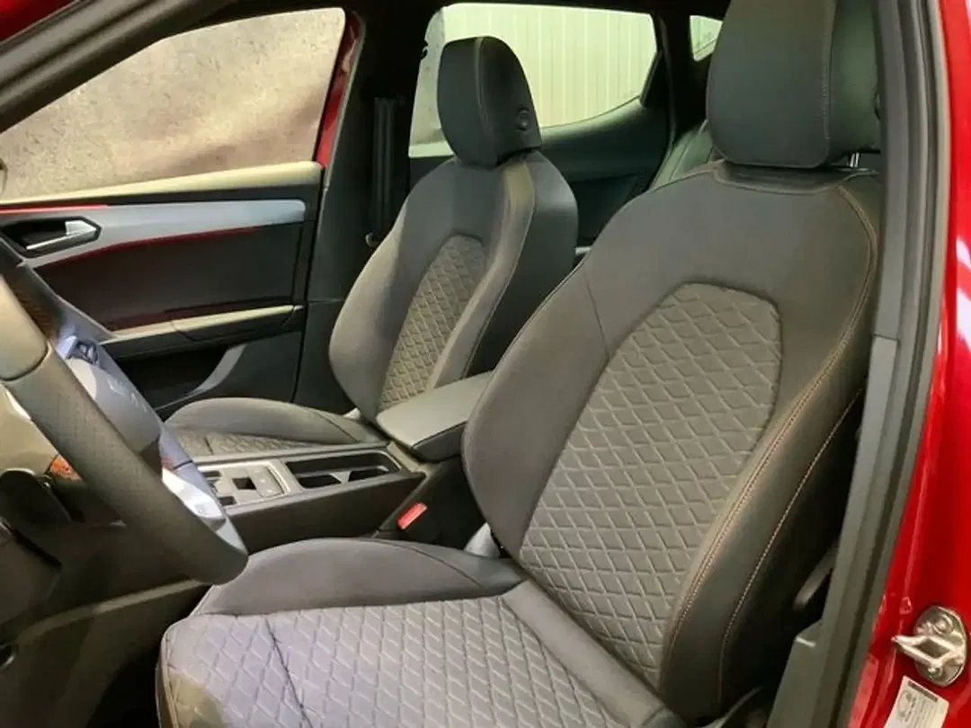 SEAT Leon - Thumbnail 5