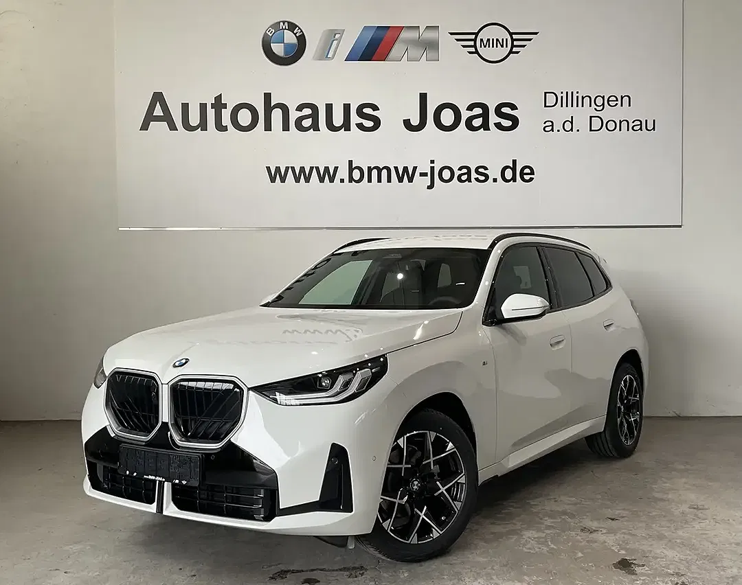 BMW X3 - Thumbnail 1