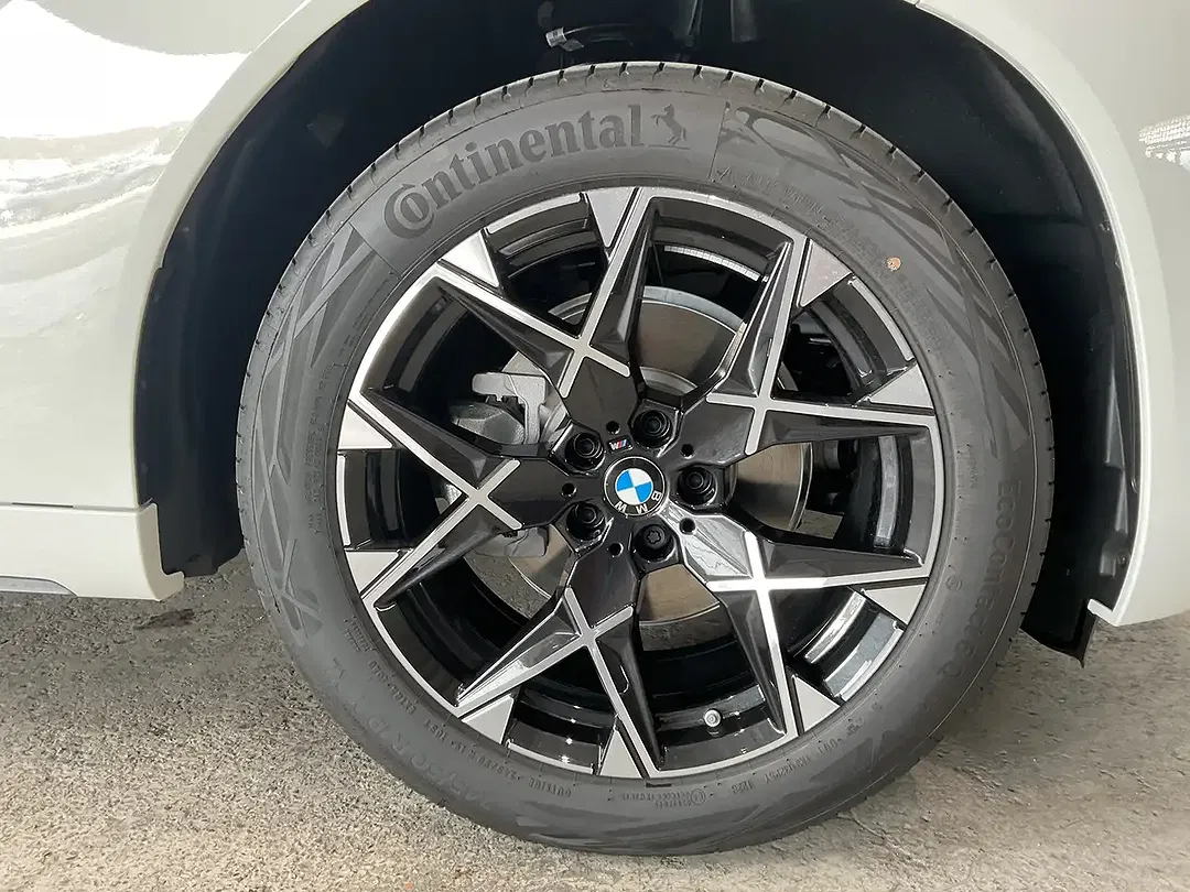 BMW X3 - Thumbnail 12
