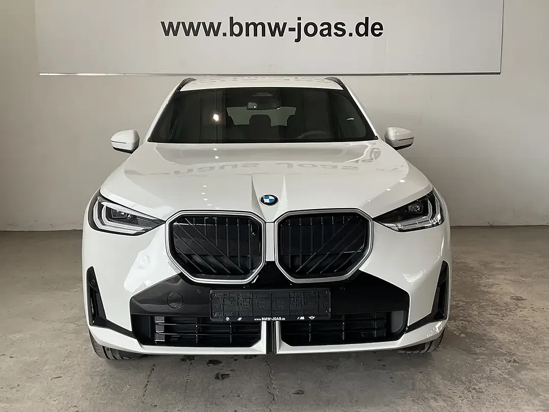 BMW X3 - Thumbnail 2