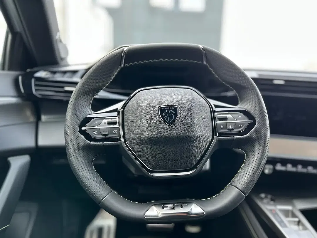 Peugeot 308 - Thumbnail 13