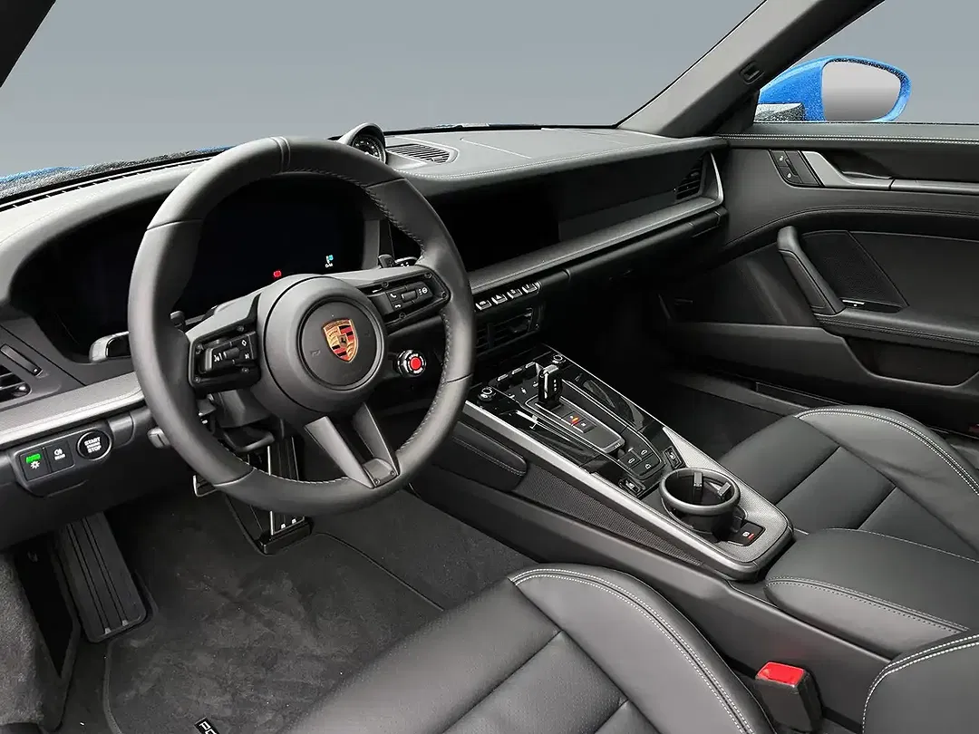 Porsche 992 - Thumbnail 4