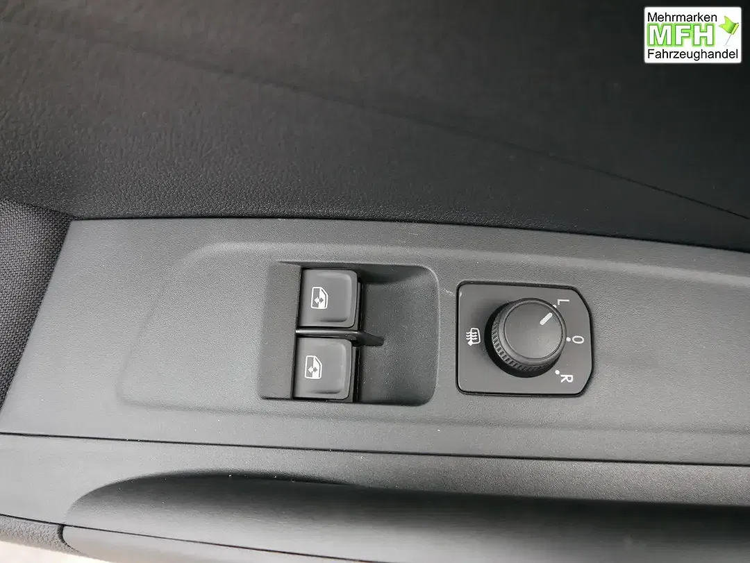 Skoda Fabia - Thumbnail 9