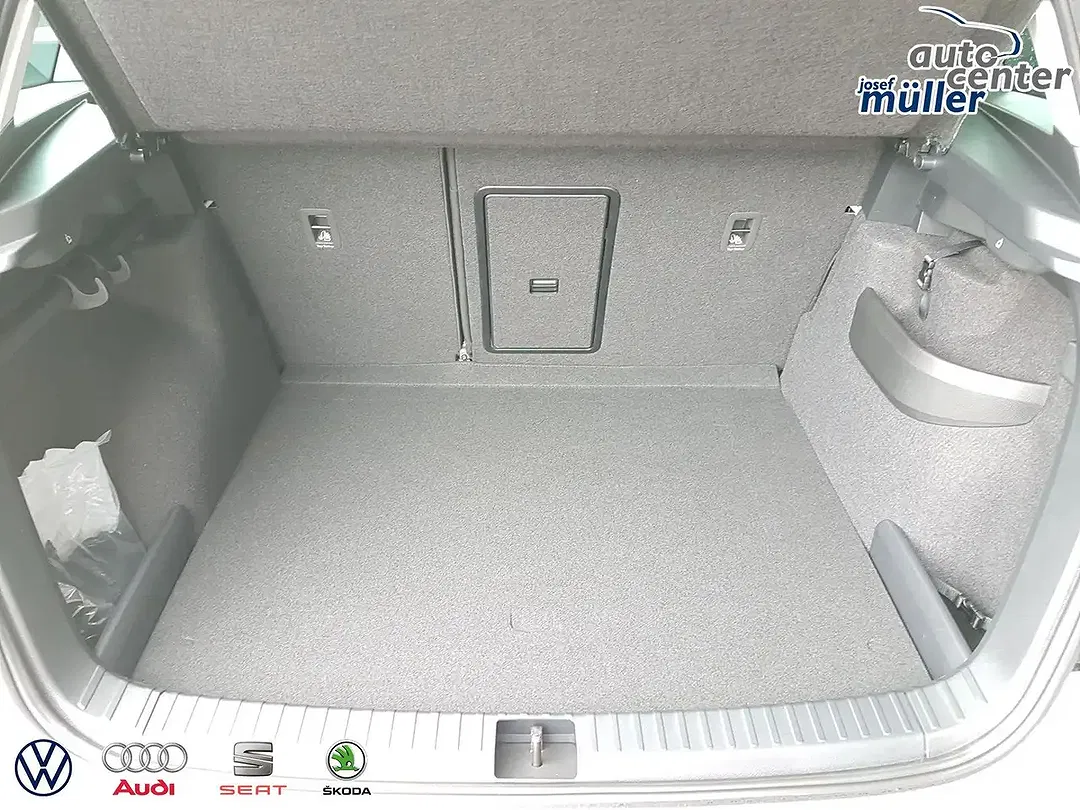 Skoda Karoq - Thumbnail 10