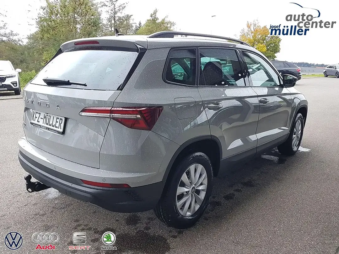 Skoda Karoq - Thumbnail 5