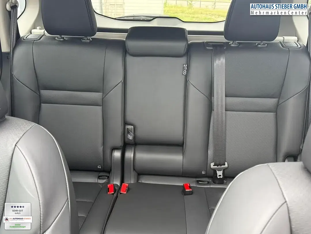 Nissan X-Trail - Thumbnail 11