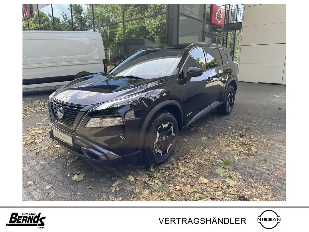 Nissan X-Trail - Thumbnail 1