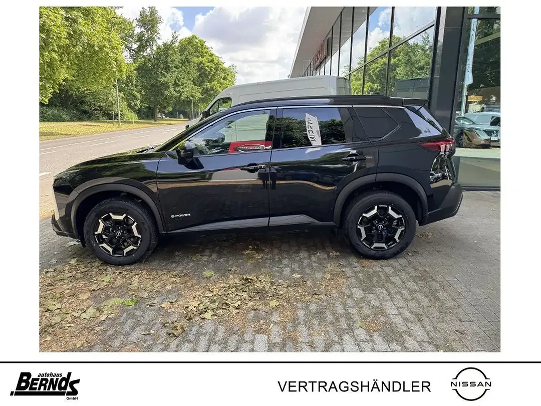Nissan X-Trail - Thumbnail 2