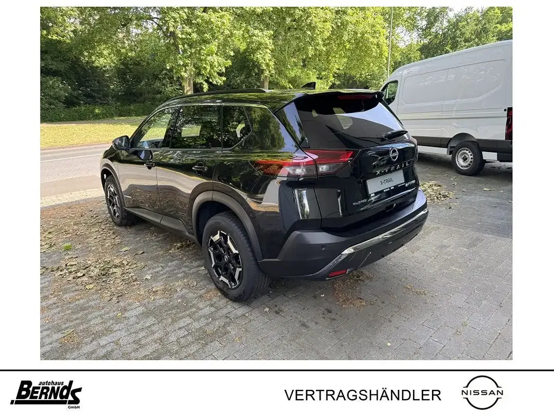 Nissan X-Trail - Thumbnail 3