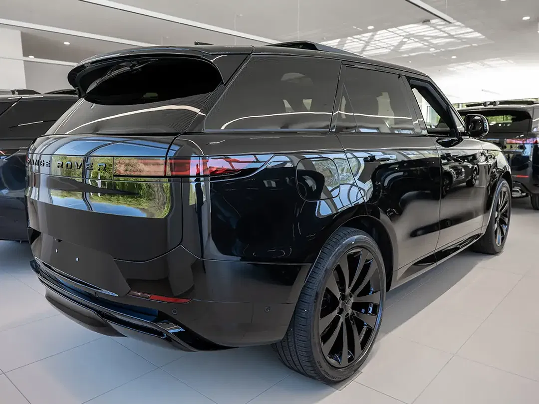 Land Rover Range Rover Sport - Thumbnail 2