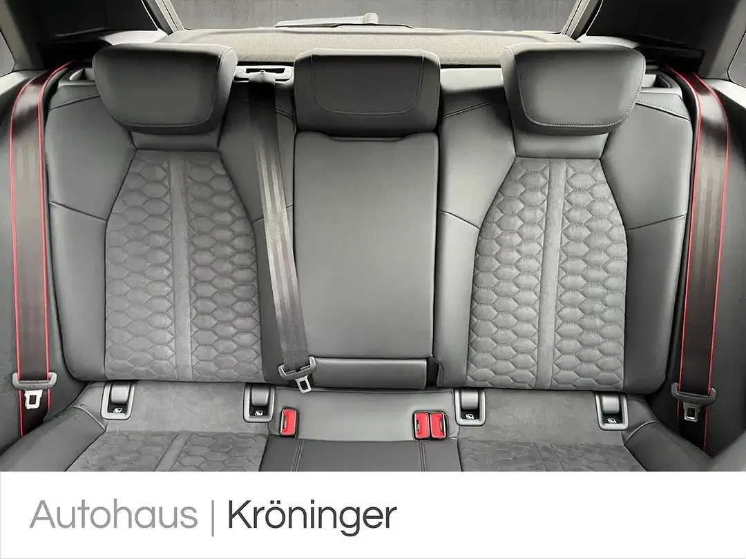 Audi RS3 - Thumbnail 10