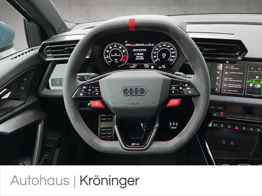 Audi RS3 - Thumbnail 11