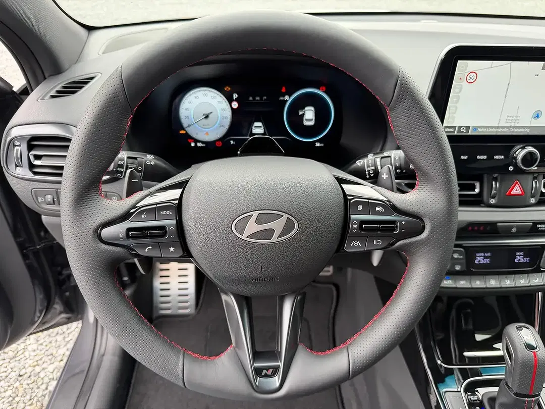 Hyundai i30 - Thumbnail 11