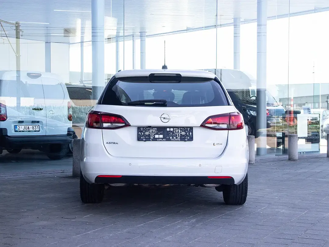 Opel Astra - Thumbnail 3