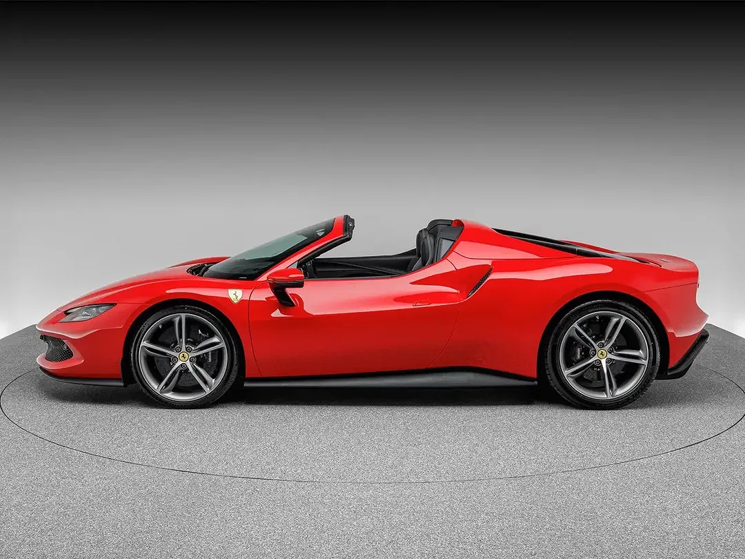 Ferrari 296 GTS - Thumbnail 2