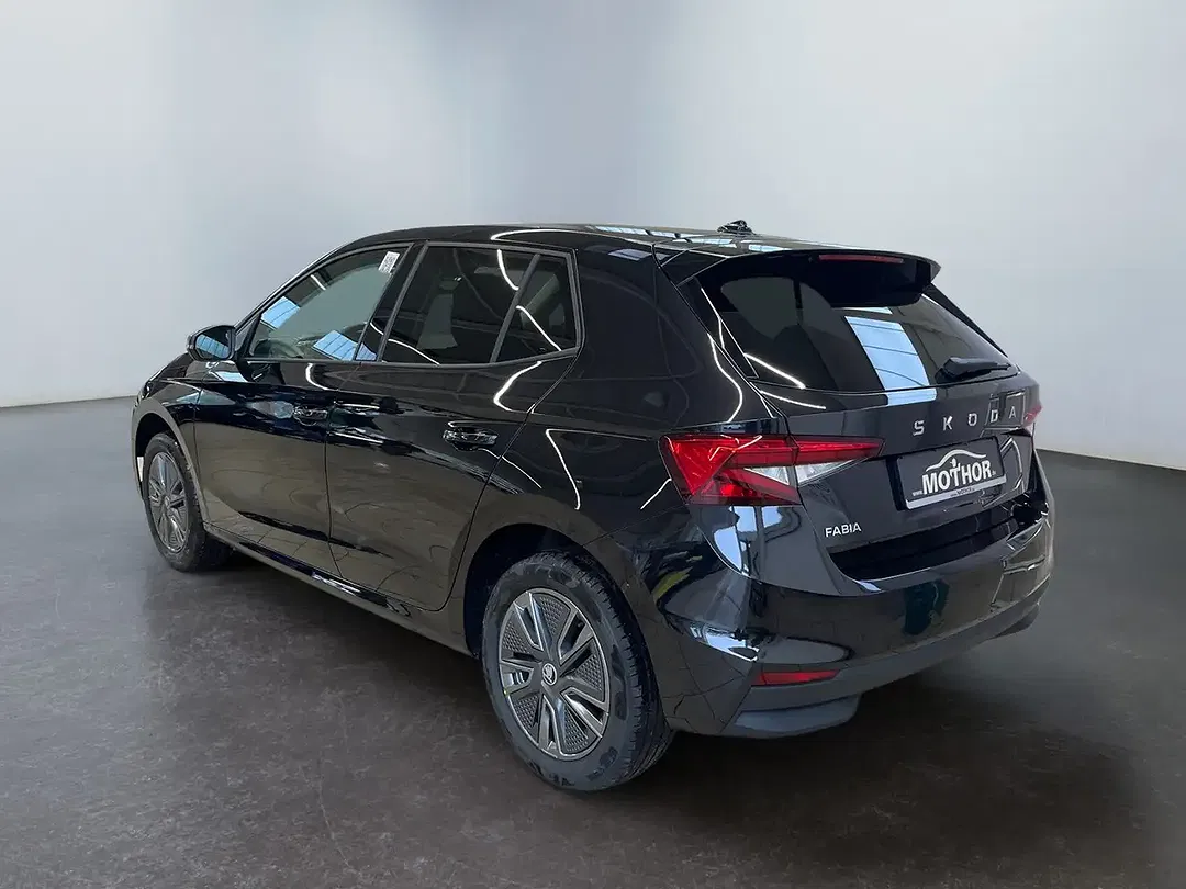 Skoda Fabia - Thumbnail 3