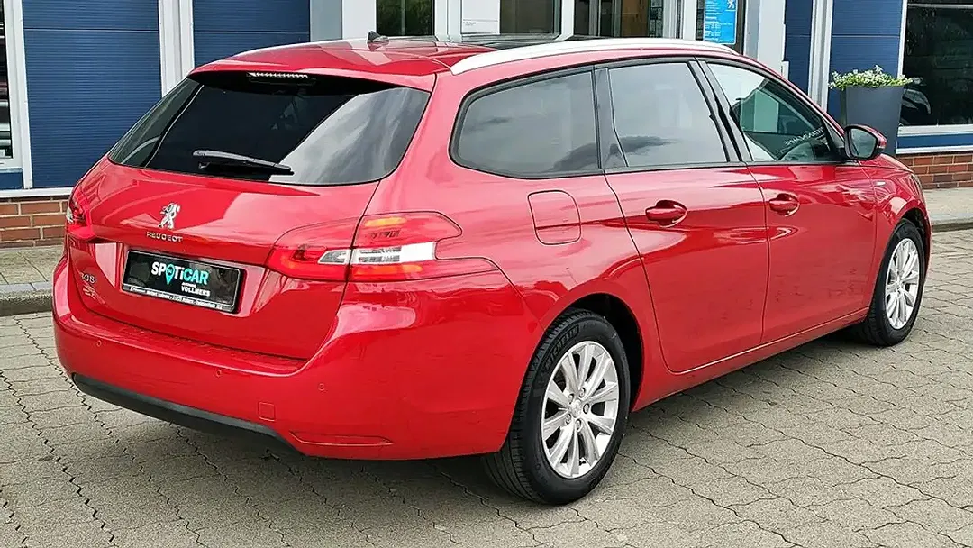 Peugeot 308 - Thumbnail 4