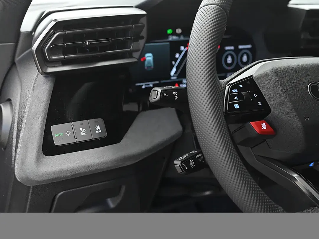 Audi RS3 - Thumbnail 11