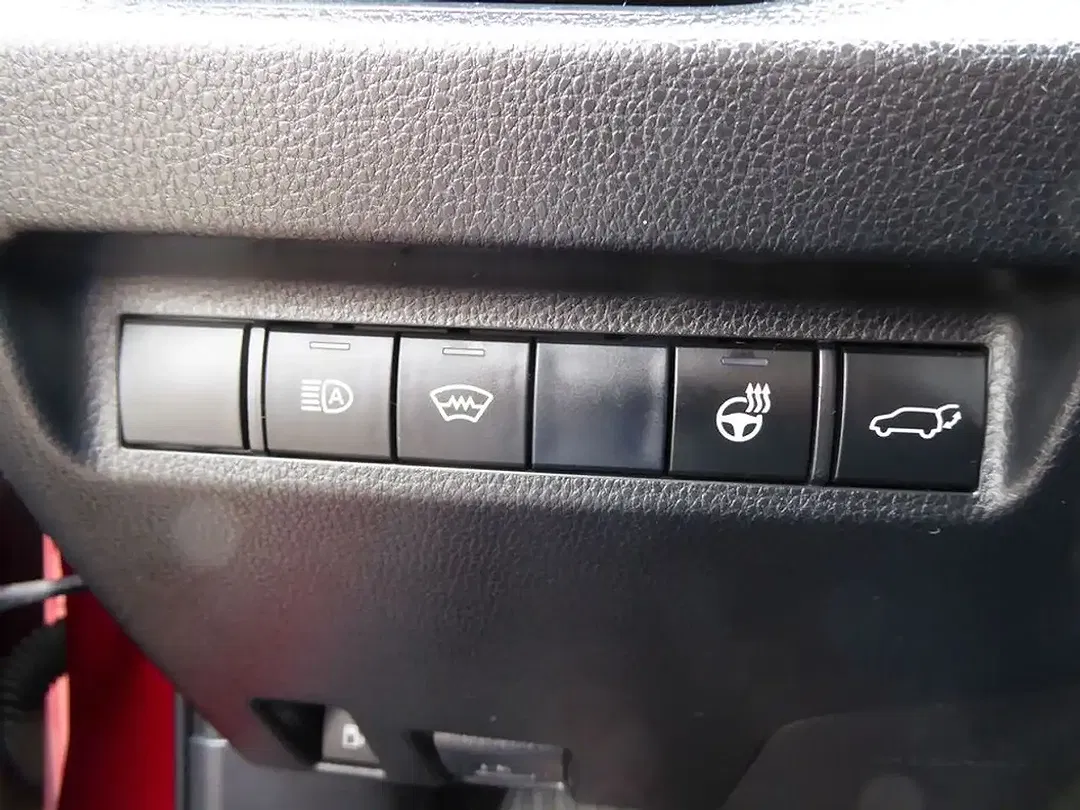 Toyota RAV 4 - Thumbnail 10