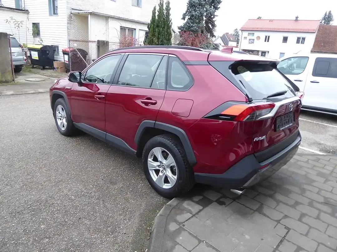 Toyota RAV 4 - Thumbnail 3