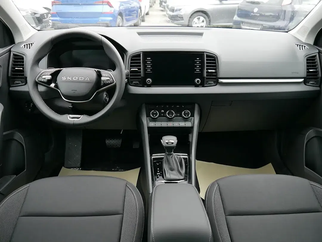 Skoda Karoq - Thumbnail 10