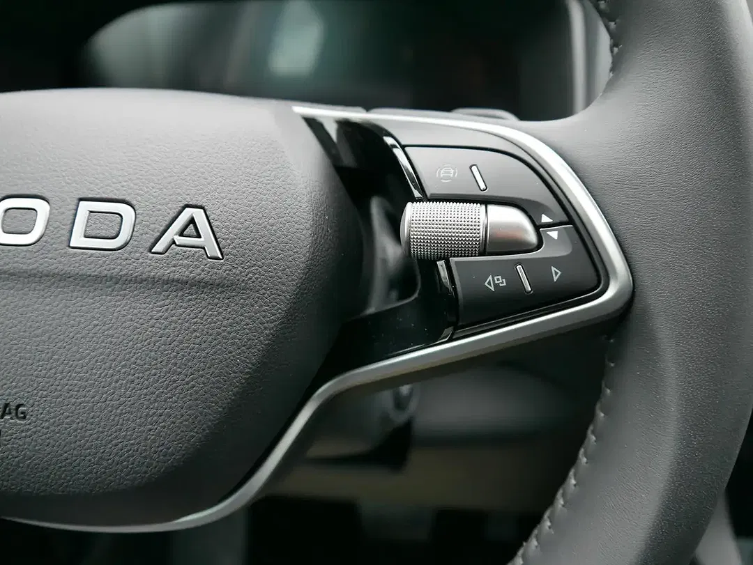 Skoda Karoq - Thumbnail 13