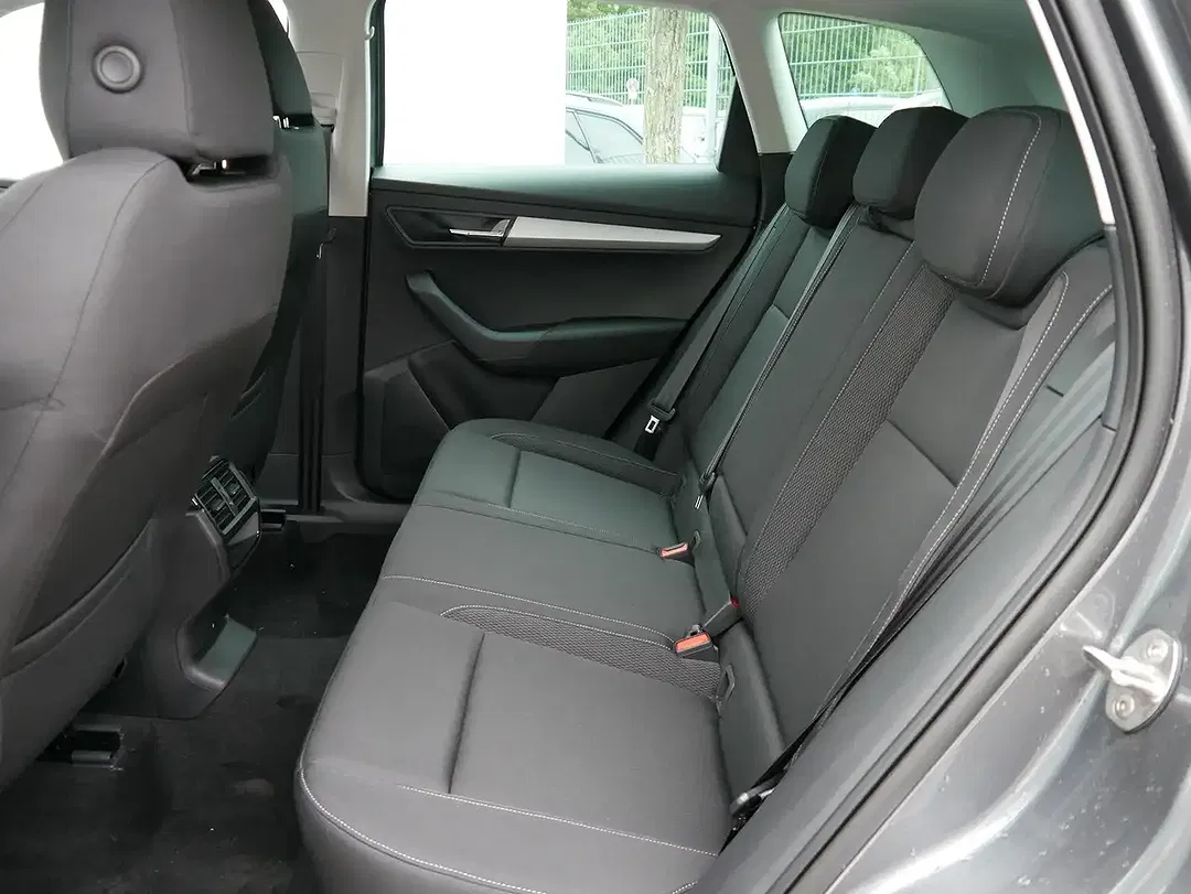 Skoda Karoq - Thumbnail 7