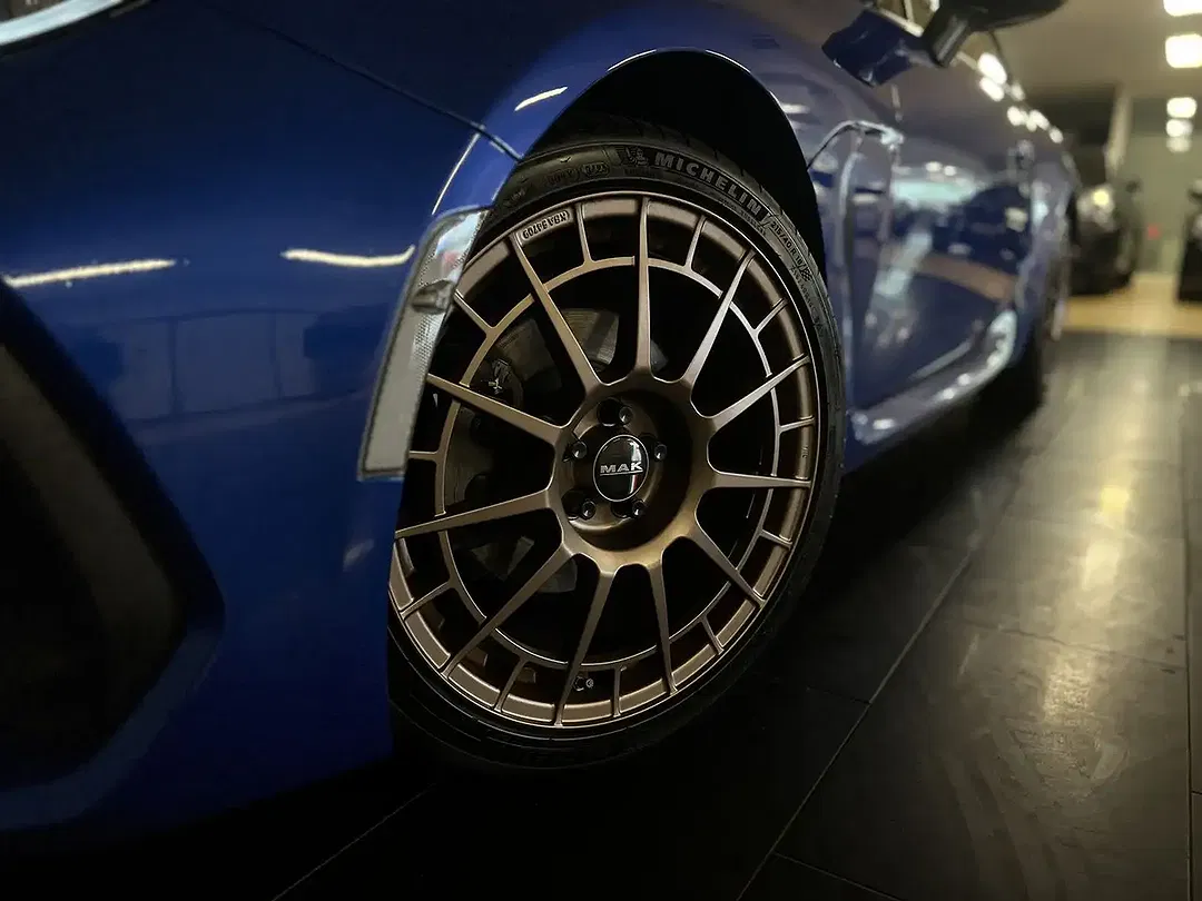 Subaru BRZ - Thumbnail 2