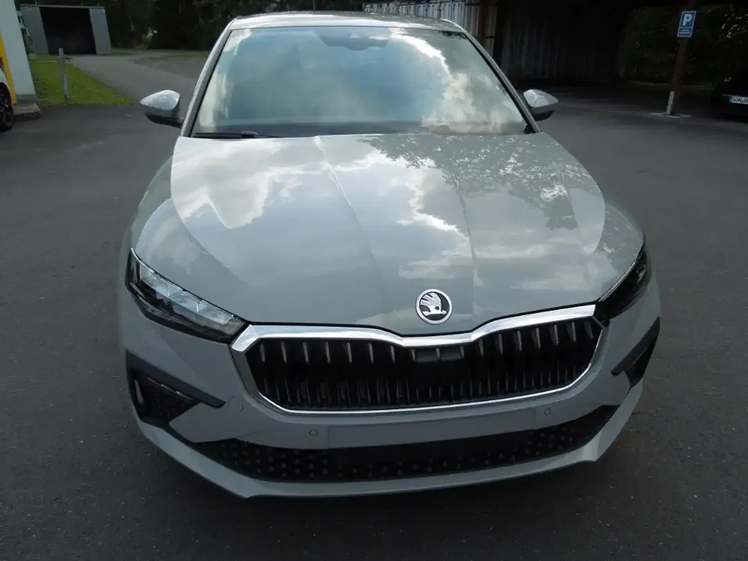 Skoda Scala - Thumbnail 2