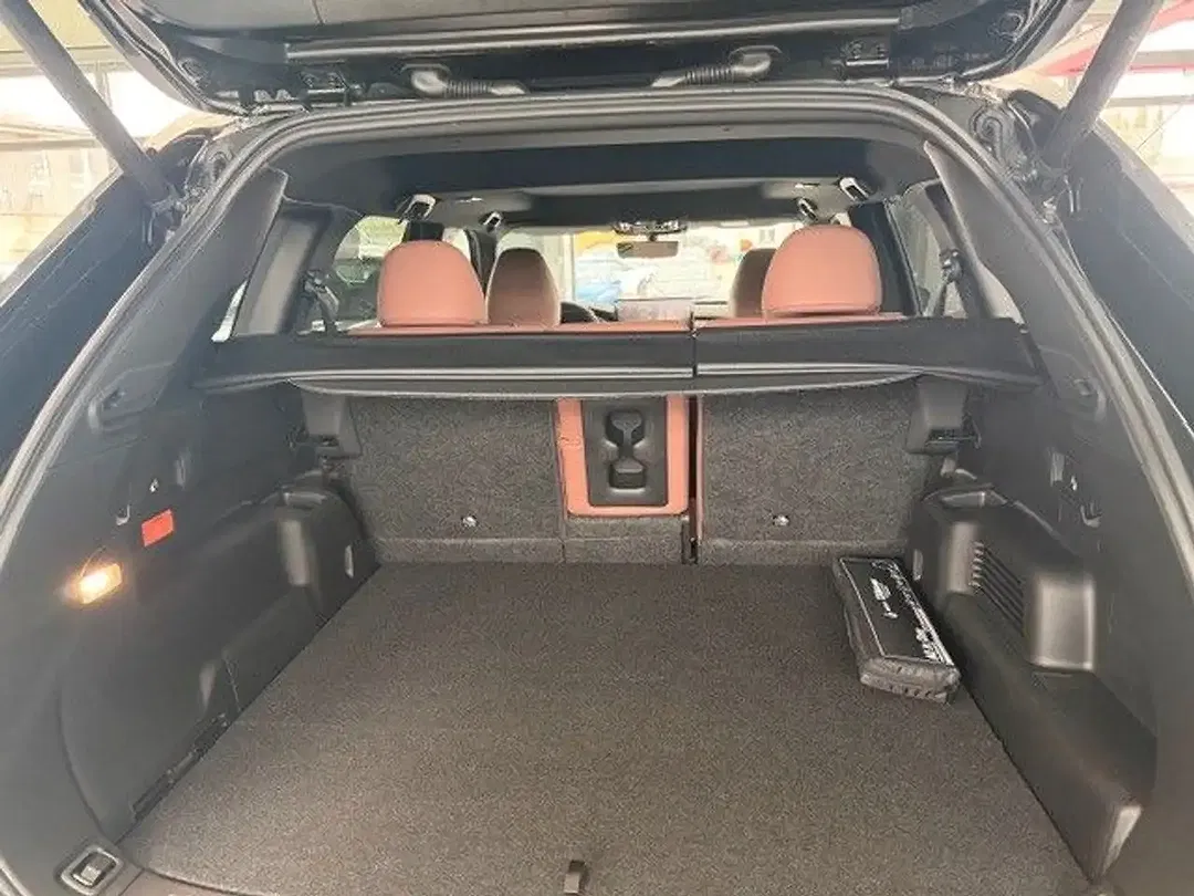 Mitsubishi Outlander - Thumbnail 8