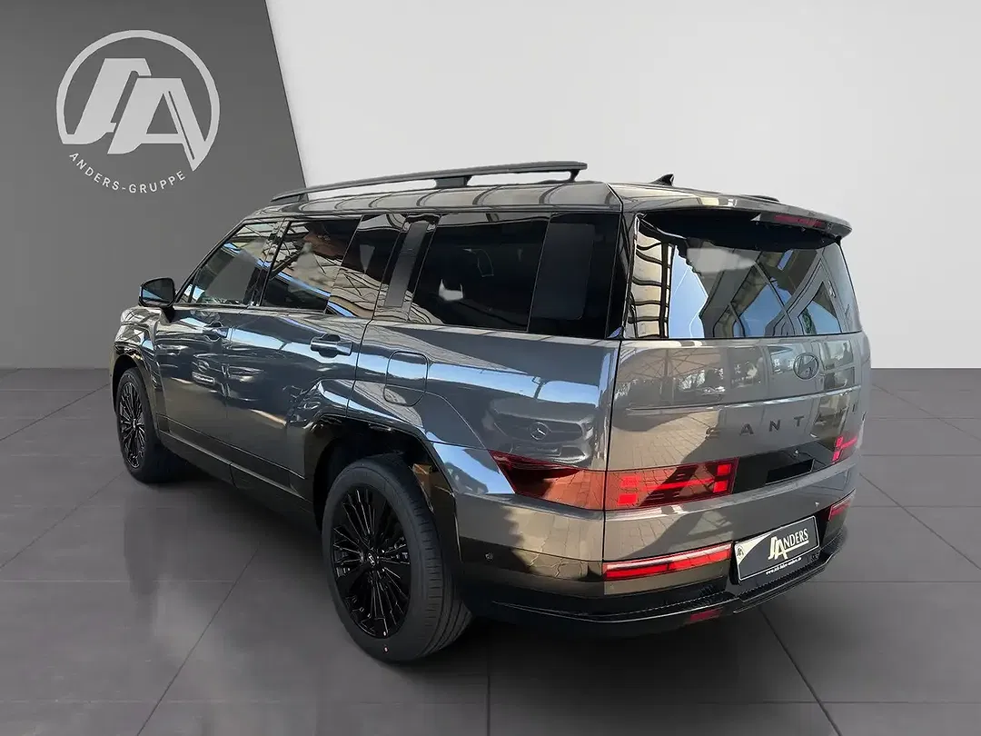 Hyundai SANTA FE - Thumbnail 1