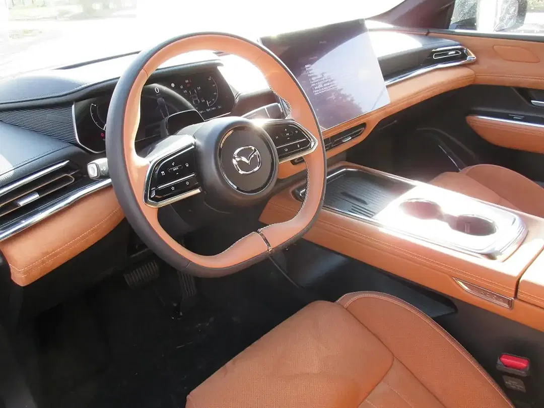 Mazda 6e - Thumbnail 10