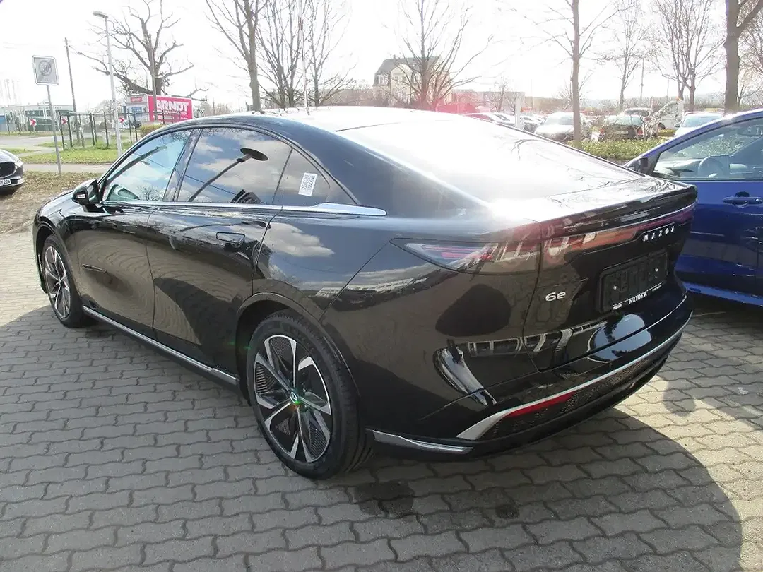 Mazda 6e - Thumbnail 5