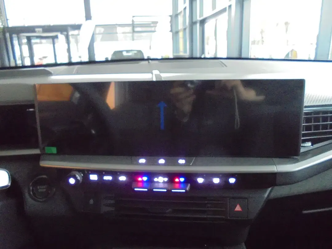 Opel Grandland - Thumbnail 13
