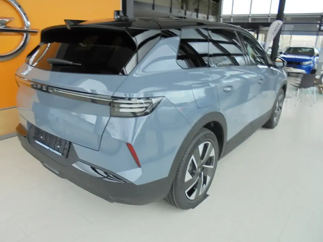 Opel Grandland - Thumbnail 4