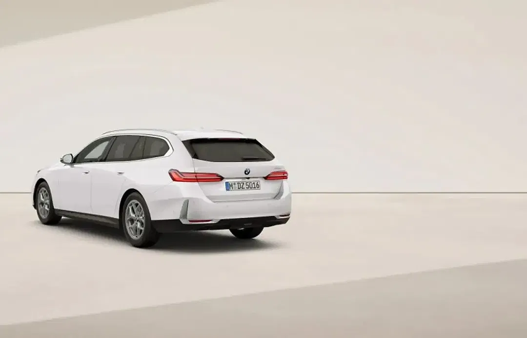 BMW 520 - Thumbnail 6