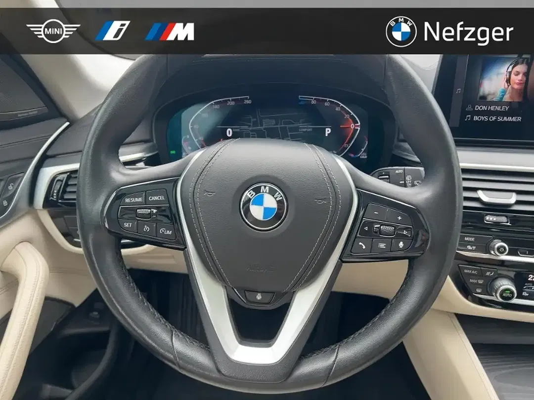 BMW 520 - Thumbnail 10