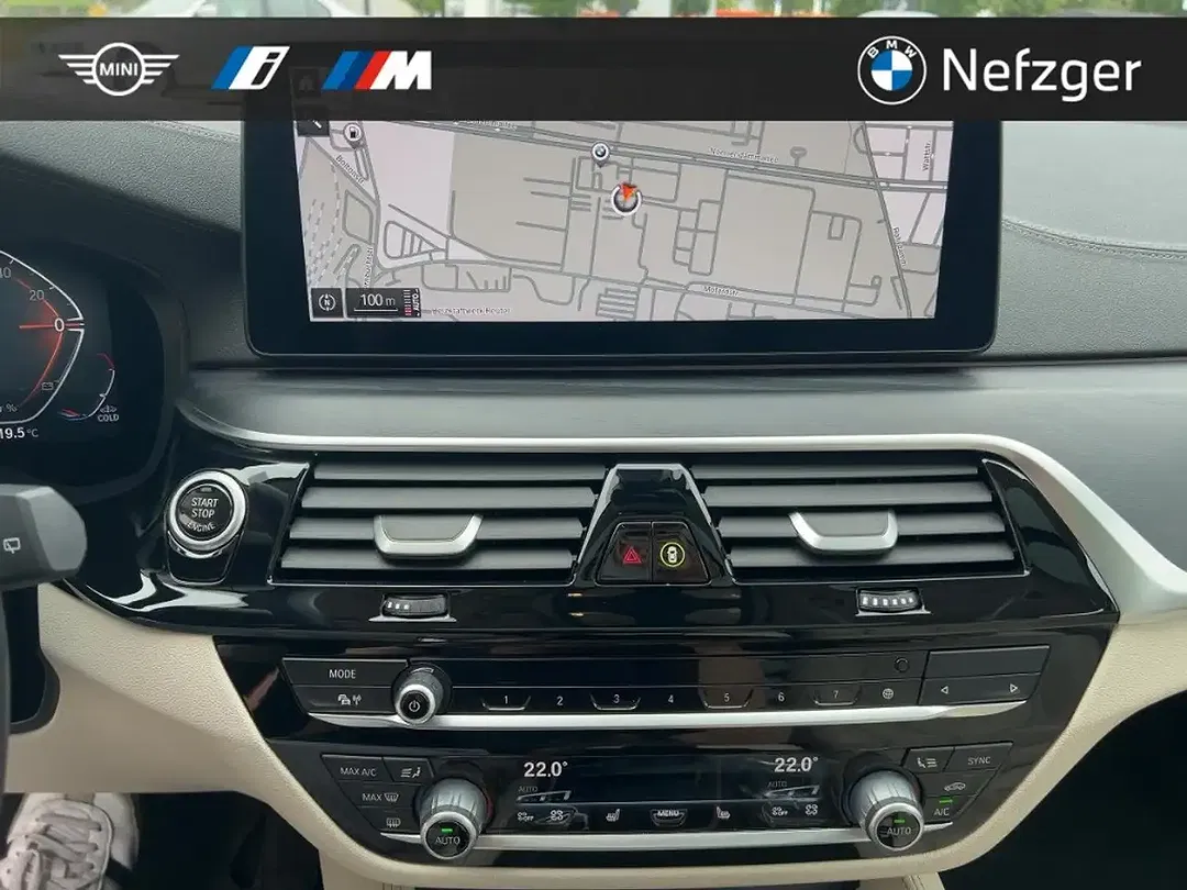 BMW 520 - Thumbnail 14