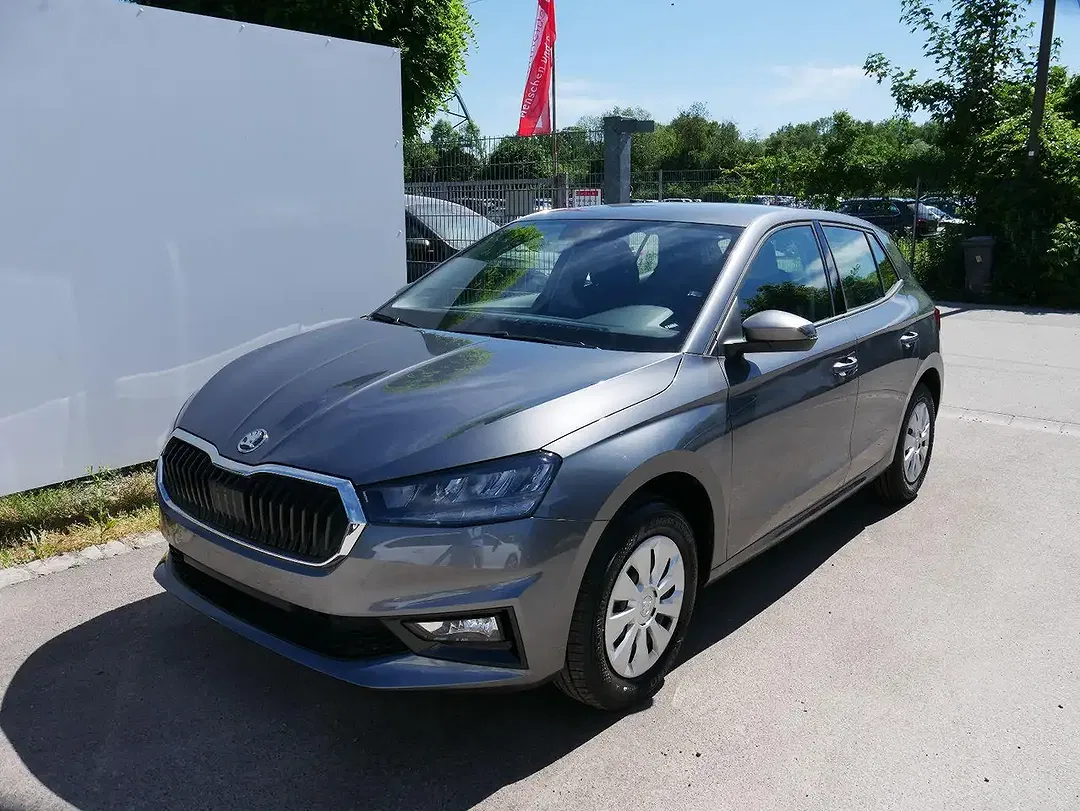 Skoda Fabia - Thumbnail 2