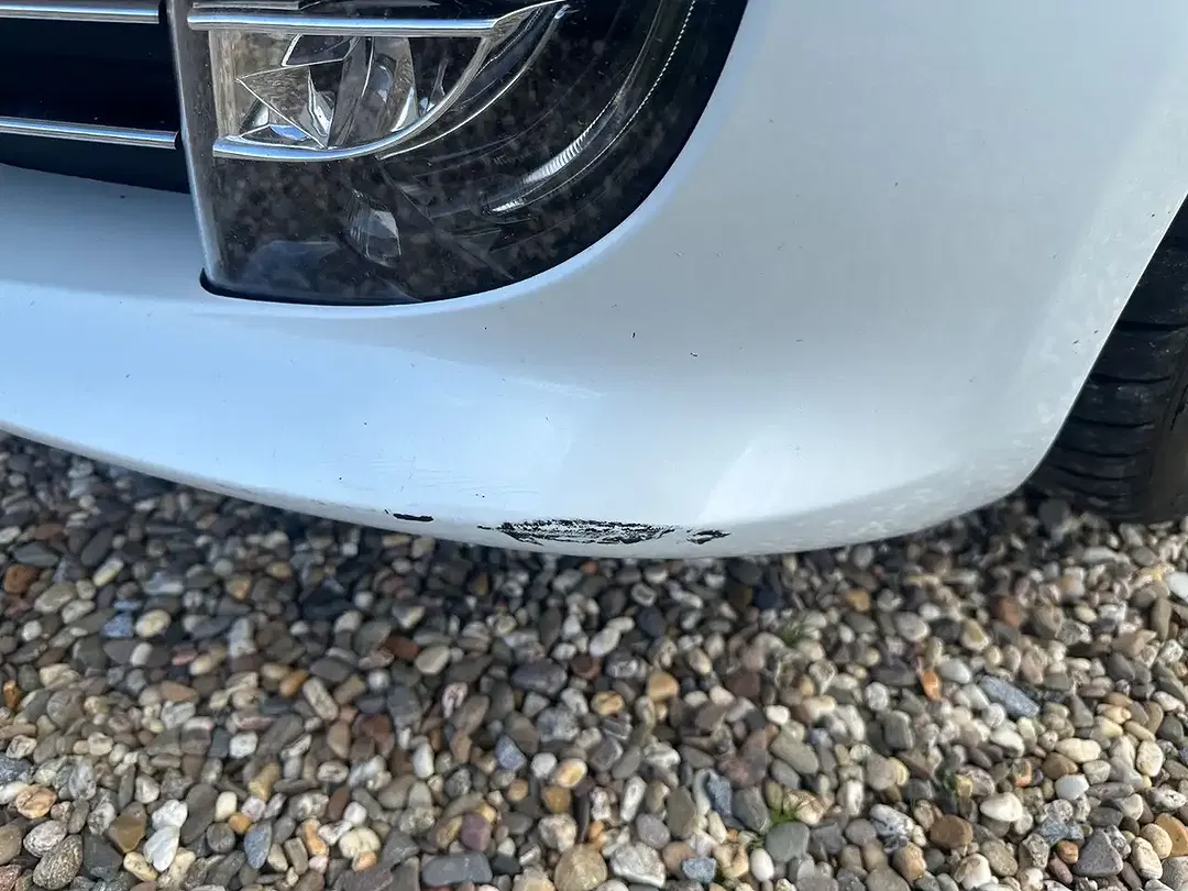 Tesla Model S - Thumbnail 6