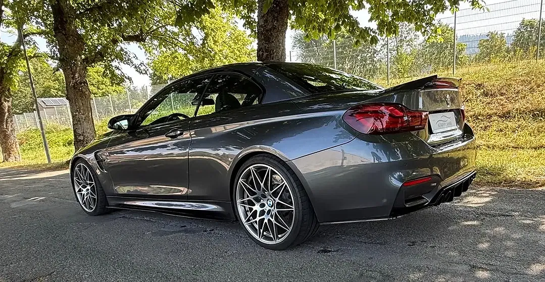 BMW M4 - Thumbnail 10