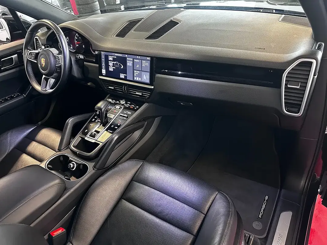Porsche Cayenne - Thumbnail 14