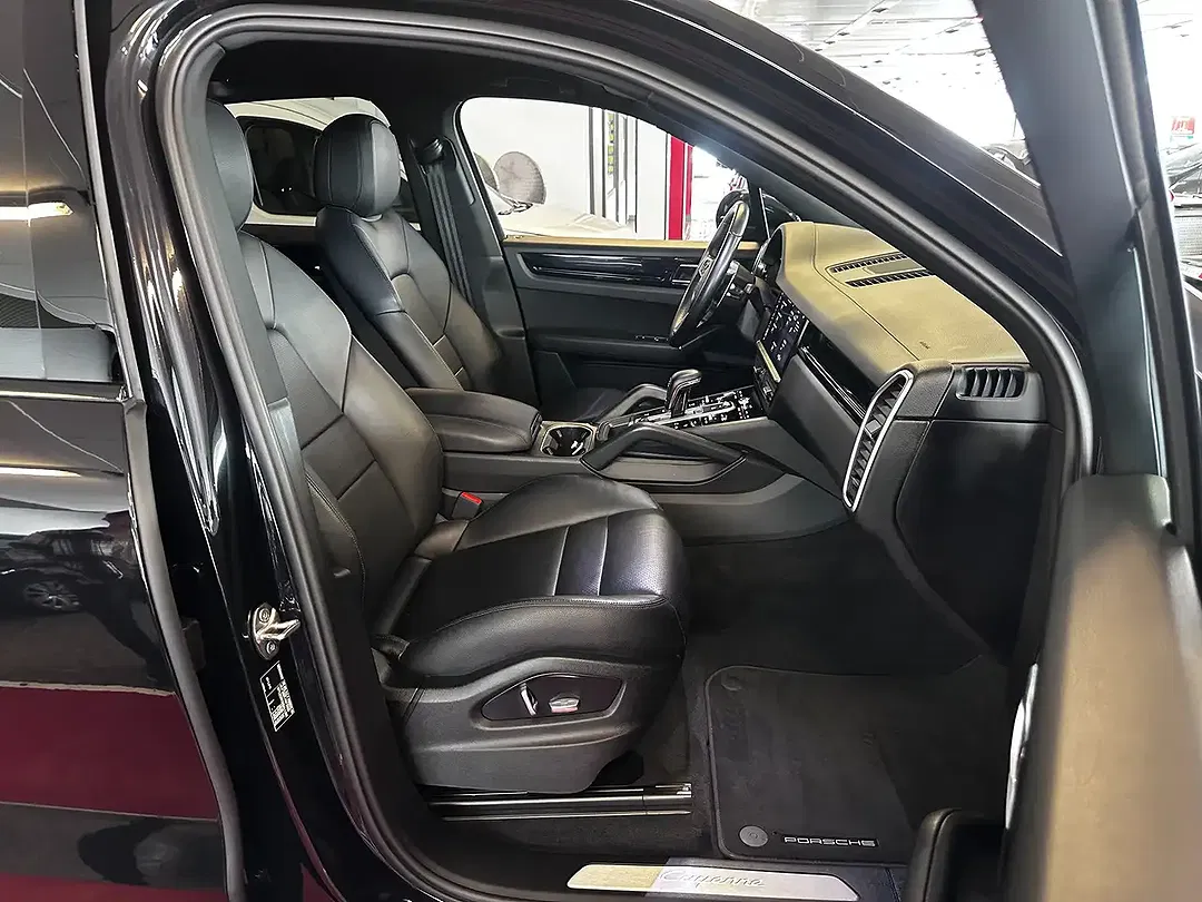 Porsche Cayenne - Thumbnail 15