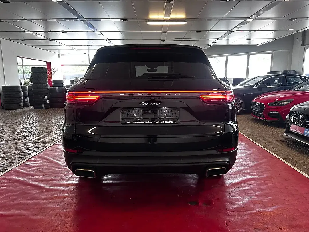 Porsche Cayenne - Thumbnail 7